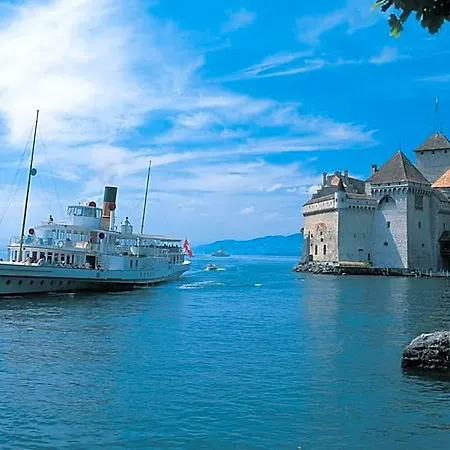 Du Quai 3* Villeneuve