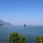 Du Quai Villeneuve